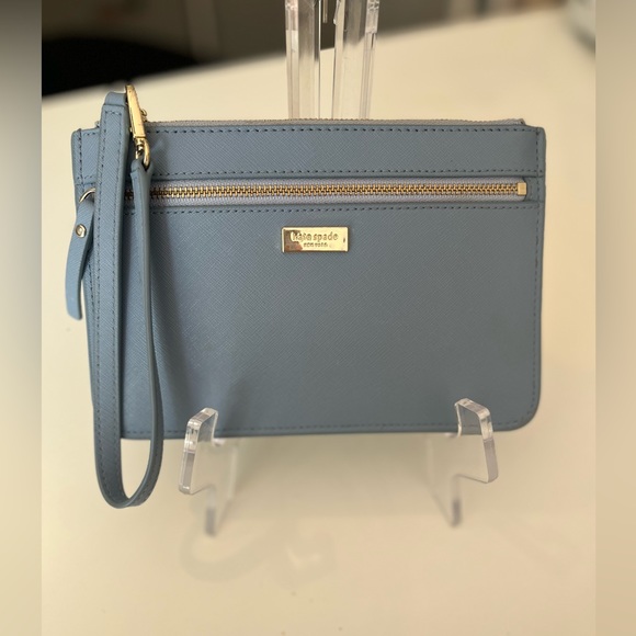 Kate Spade Light Blue Wristlet - Picture 1 of 6